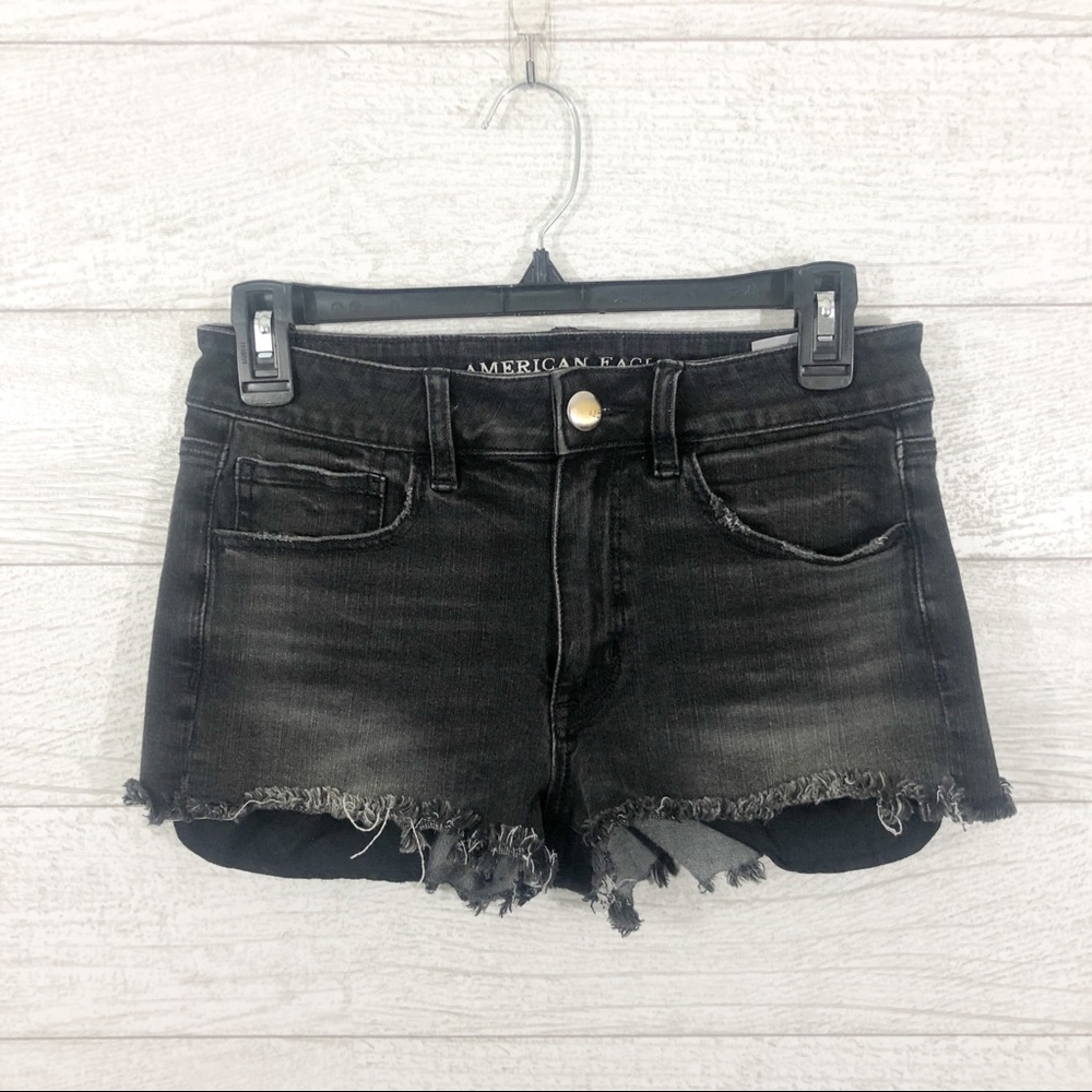 American Eagle High Rise shortie black shorts